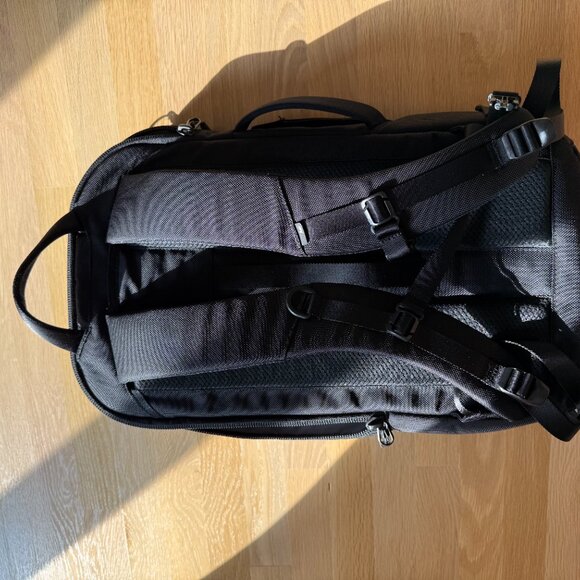 AER Duffel Pack 3 - Picture 3 of 3